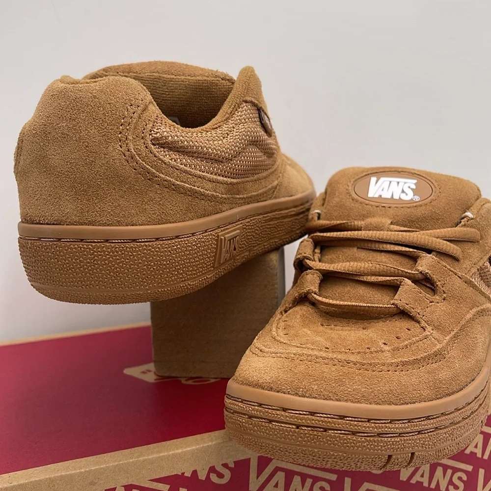 Vans WMNS Speed Ls Chipmunk
VN000CTNGWT Sneakers Mono - Picture 9 of 16